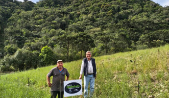 Agrônomos do Projeto Quntais, Fernando e Giovana, realizam visitas técnicas e reunião com a Philip Morris