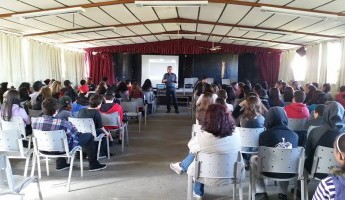 Coordenador do Projeto Quintais palestra na E. E. E. M. Areal