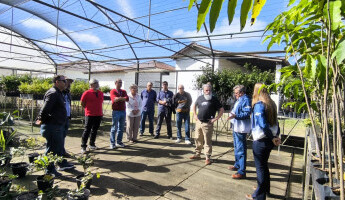 Equipe do Projeto Quintais recepciona Instituições e realiza visitas técnicas