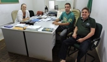 Equipe do Projeto Quintais visita Escola Família Agrícola de Santa Cruz do Sul 