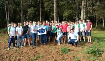 Equipe do Projeto Quintais participa de Dia de Campo em Vidal Ramos-SC