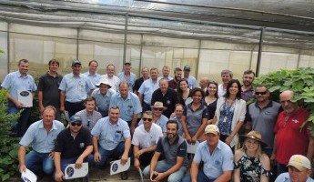 Projeto recebe equipe de Técnicos da Philip Morris International