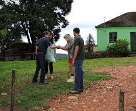 Visita técnica ao quintal orgânico da agricultora familiar Lueci Oliveira, em Morro Redondo - RS.