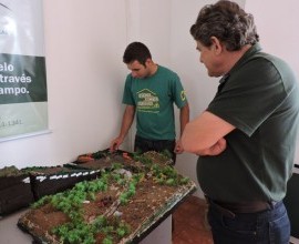 Trabalhos dos alunos da Escola Família Agrícola de Santa Cruz do Sul.